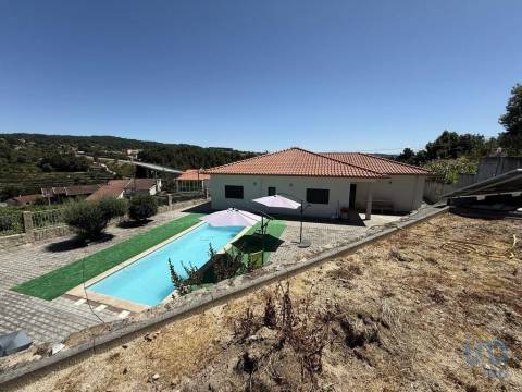 House in Vila Real