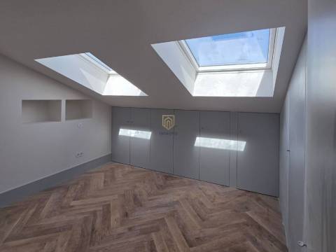 Apartamento T1+2 DUPLEX Venda em Bonfim,Porto