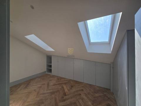Apartamento T1+2 DUPLEX Venda em Bonfim,Porto