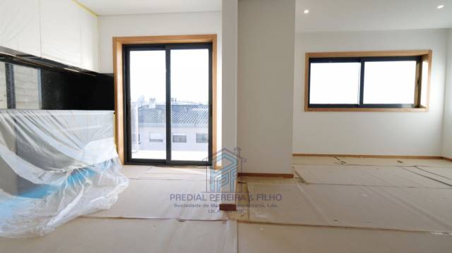 Apartamento T3 Novo- Rio Tinto / Centro