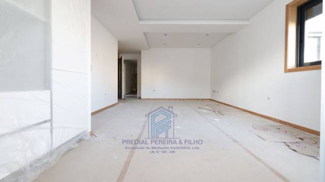 Apartamento T2 Novo- Rio Tinto / Centro