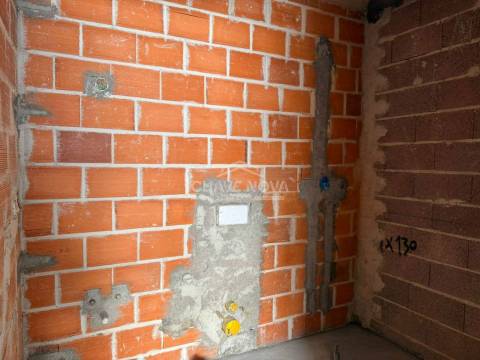 Apartamento t2 implex localizado nas Agras, Aveiro