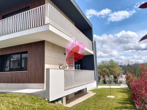 Moradia T4 ( 3 suites) individual com Piscina - Ponte