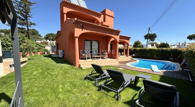 Villa in Loulé