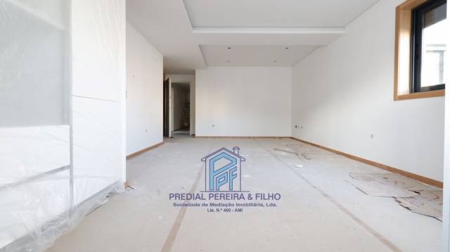 Apartamento T2 Novo- Rio Tinto / Centro