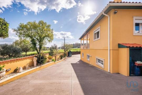 House in Leiria