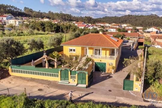 House in Leiria