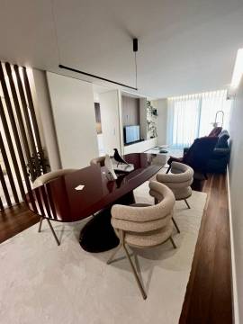 T3 novo, piso 7 poente/nascente na Avenida da República, Gaia