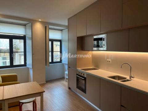 T0+1; Duplex, novo; Porto, Praça de Carlos Alberto