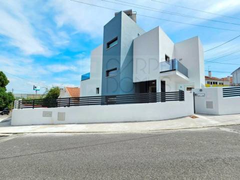 Villa in Vila Franca de Xira