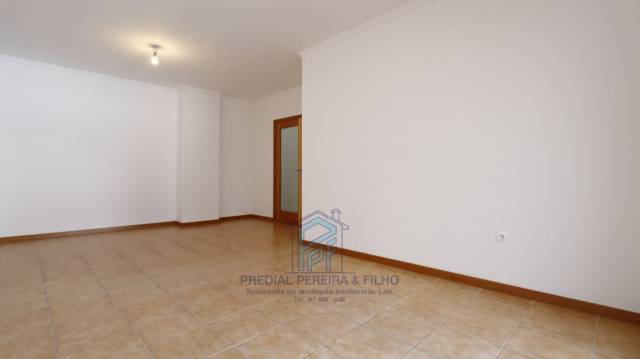 Apartamento T2+1 C/Terraço - Serra do Pilar / V. N. de Gaia