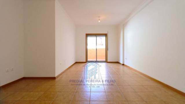 Apartamento T2+1 C/Terraço - Serra do Pilar / V. N. de Gaia