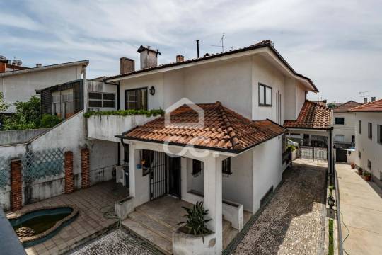 Villa in Valongo