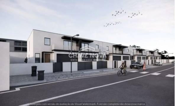 Moradia T3 Geminada em construção - Espargo, S. Mª da Feira