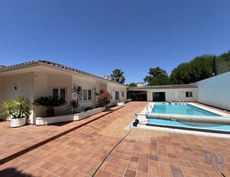 House in Tondela