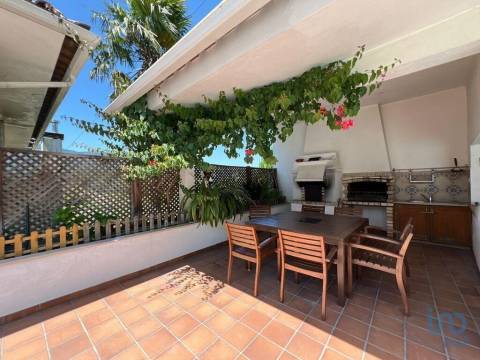 House in Tondela