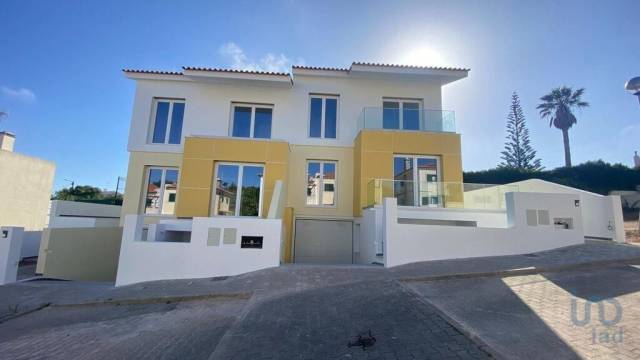 House in Mafra