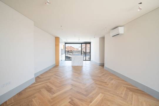 Penthouse T3 Duplex na Baixa do Porto