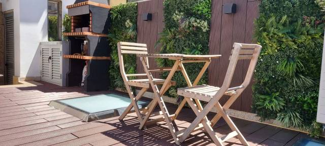 2+1-Bedroom House in the Heart of Porto with Terrace