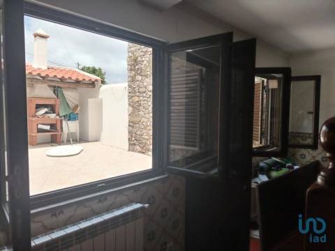 House in Bombarral