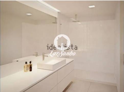 Apartamento T1+1 - Gueifães, Maia
