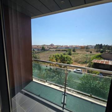 Apartamento T3+2 Duplex de Qualidade Superior - Totalmente Mobilado e Equipado