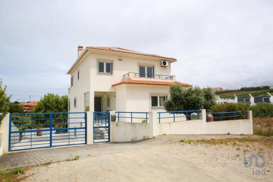 House in Lourinhã
