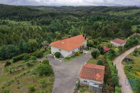 House in Tábua