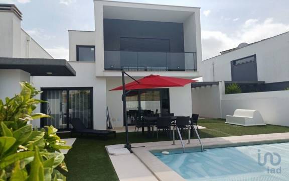 House in Caldas da Rainha