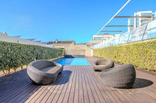 Moradia Geminada T3 de Luxo com Piscina Privativa e Sauna em Miramar - Vila Nova de Gaia
