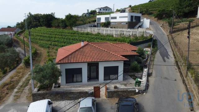 House in Peso da Régua