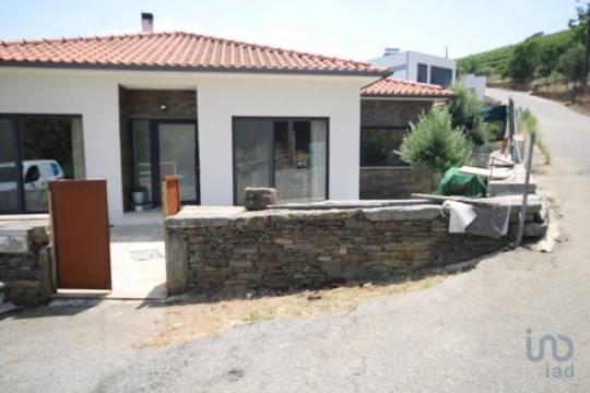 House in Peso da Régua