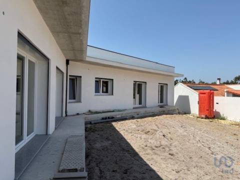 House in Leiria