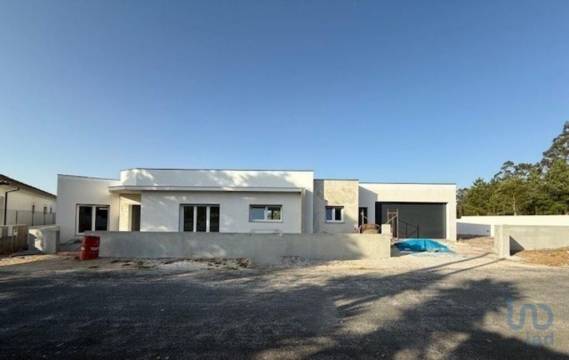 House in Leiria