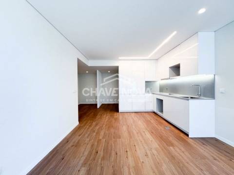 Apartamento T2 Novo - Jardins da Seara