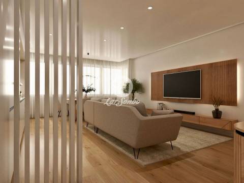 Apartamento T2 Remodelado em Póvoa de Varzim