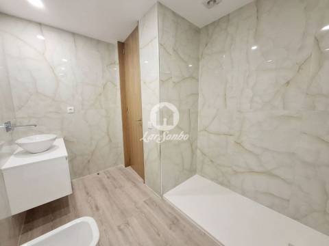 Apartamento T3Como Novo na Póvoa de Varzim