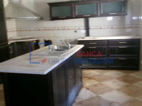 MORADIA T4, CARAPINHEIRA, MONTEMOR-O-VELHO