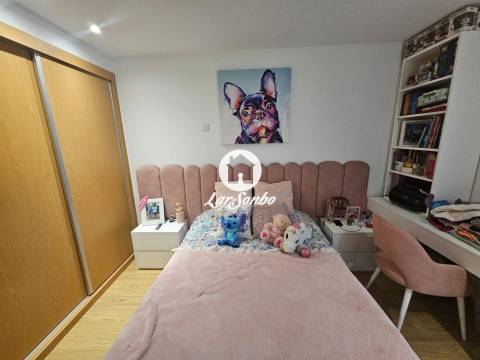 Apartamento T2 com piscina e jardim infantil,  Moreira - Maia
