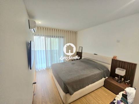 Apartamento T2 com piscina e jardim infantil,  Moreira - Maia