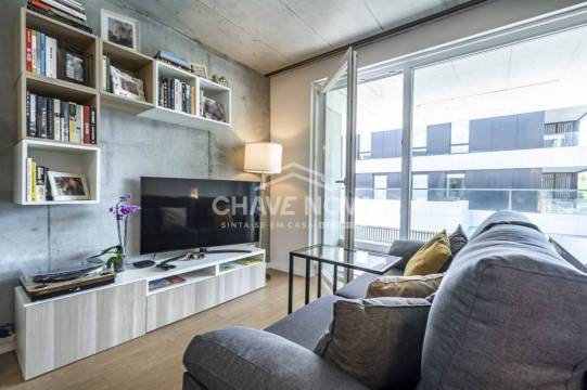 Semi-new studio apartment with 2 parking spaces in Canidelo (200m from the beaches)