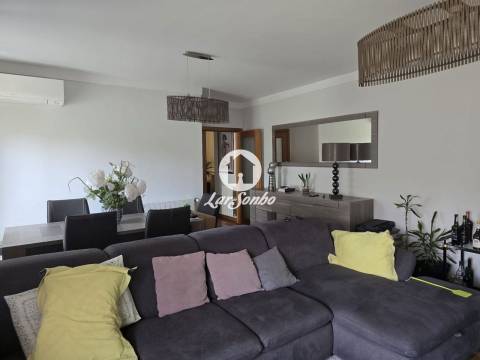 Apartamento T2, Moreira- Maia