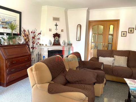Apartment in Montijo