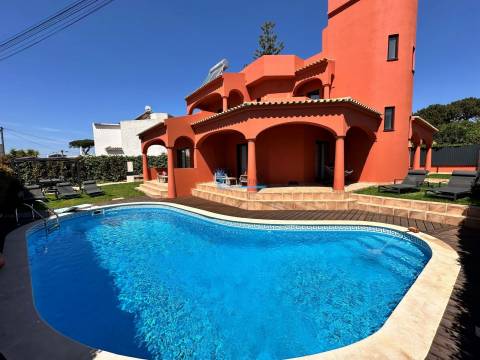 Villa in Loulé
