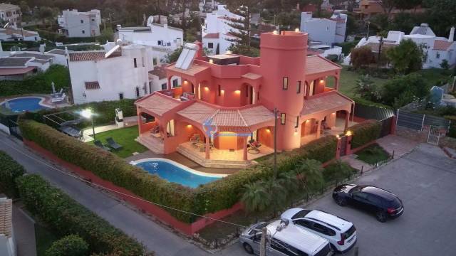 Villa in Loulé