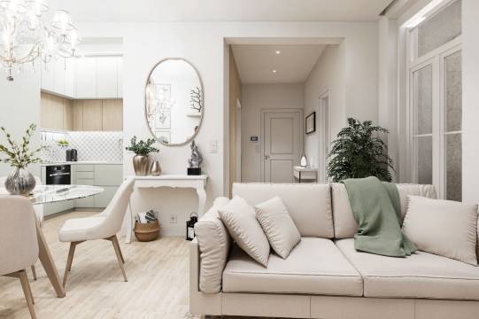 APARTAMENTO T1  com terraço novo, Situado no Bairro Novo, junto à praia