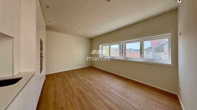 Apartamento T1 Novo