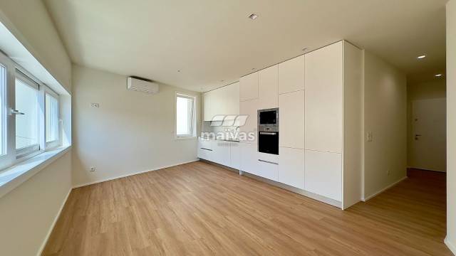 Apartamento T1 Novo