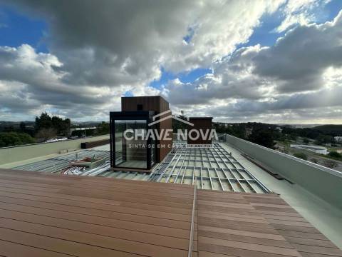 Apartamento T3 - Construção de excelencia no Garden Residence Torres Vedras