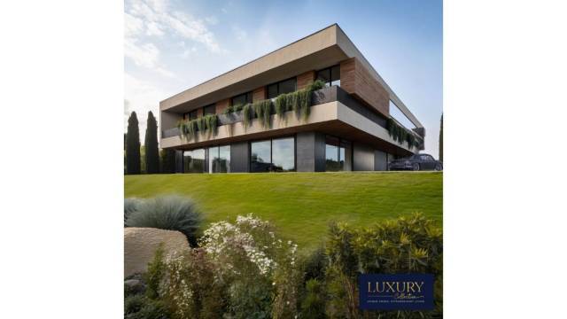 Luxuosa Moradia V6